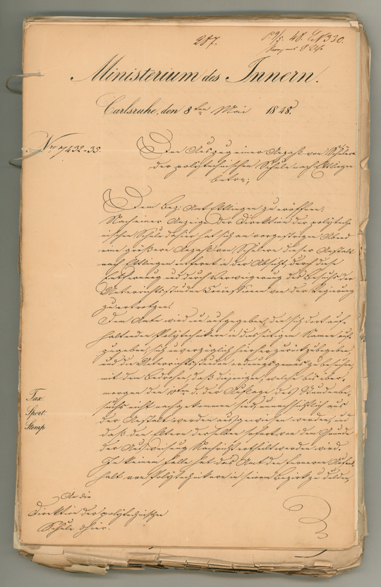 1848 Mai 8, Karlsruhe
Das badische Ministerium des Innern an das Bezirksamt Ettlingen, Abschrift des Entwurfs, Seite 1 (Blatt 1r). KIT-Archiv 10001/326.