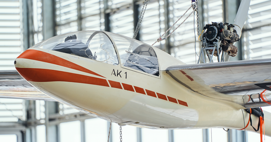 Segelflugzeug AK-1 im Deutschen Museum, Flugwerft Schleißheim, Aufnahme 2023. Fotografie: Deutsches Museum.