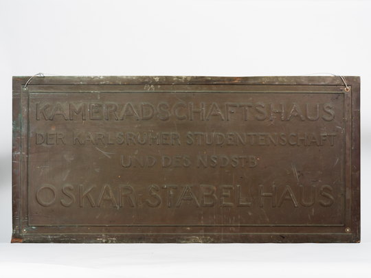Schild für das Oskar-Stäbel-Haus