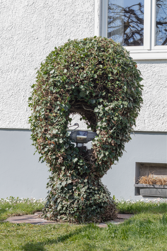 Peter Faulhaber: Deutsches Brüter-Ende, 1991, Ansicht in der gartenbaulichen Präsentation. Fotografie: Amadeus Bramsiepe und Jonas Zilius.