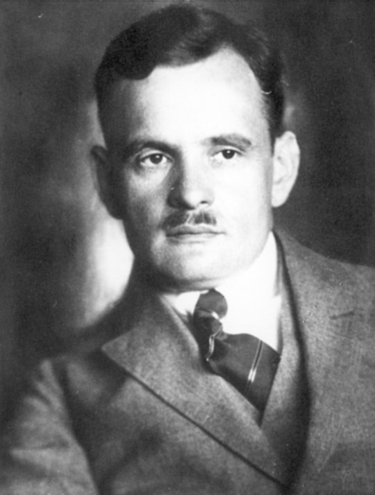 Portrait des Professors für Geschichte Franz Schnabel (*1887, +1966), ca. 1922, Fotografie unbekannter Urheberschaft. KIT-Archiv 10001/2947.