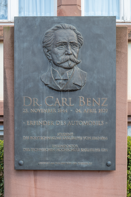 Denkmal für Carl Benz
